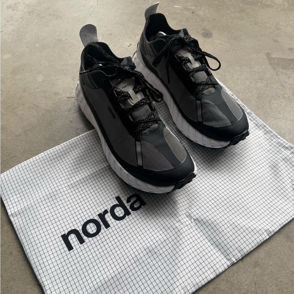 Norda 001 - Black/White US Size 12.5